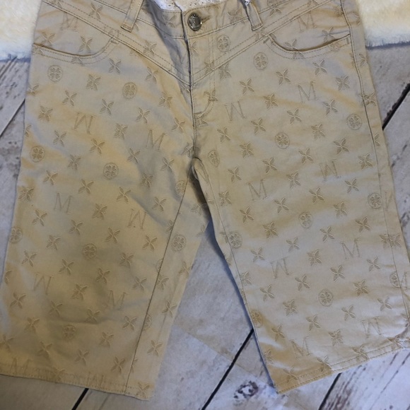 NWT beige monogram Bermuda pants - Picture 6 of 8